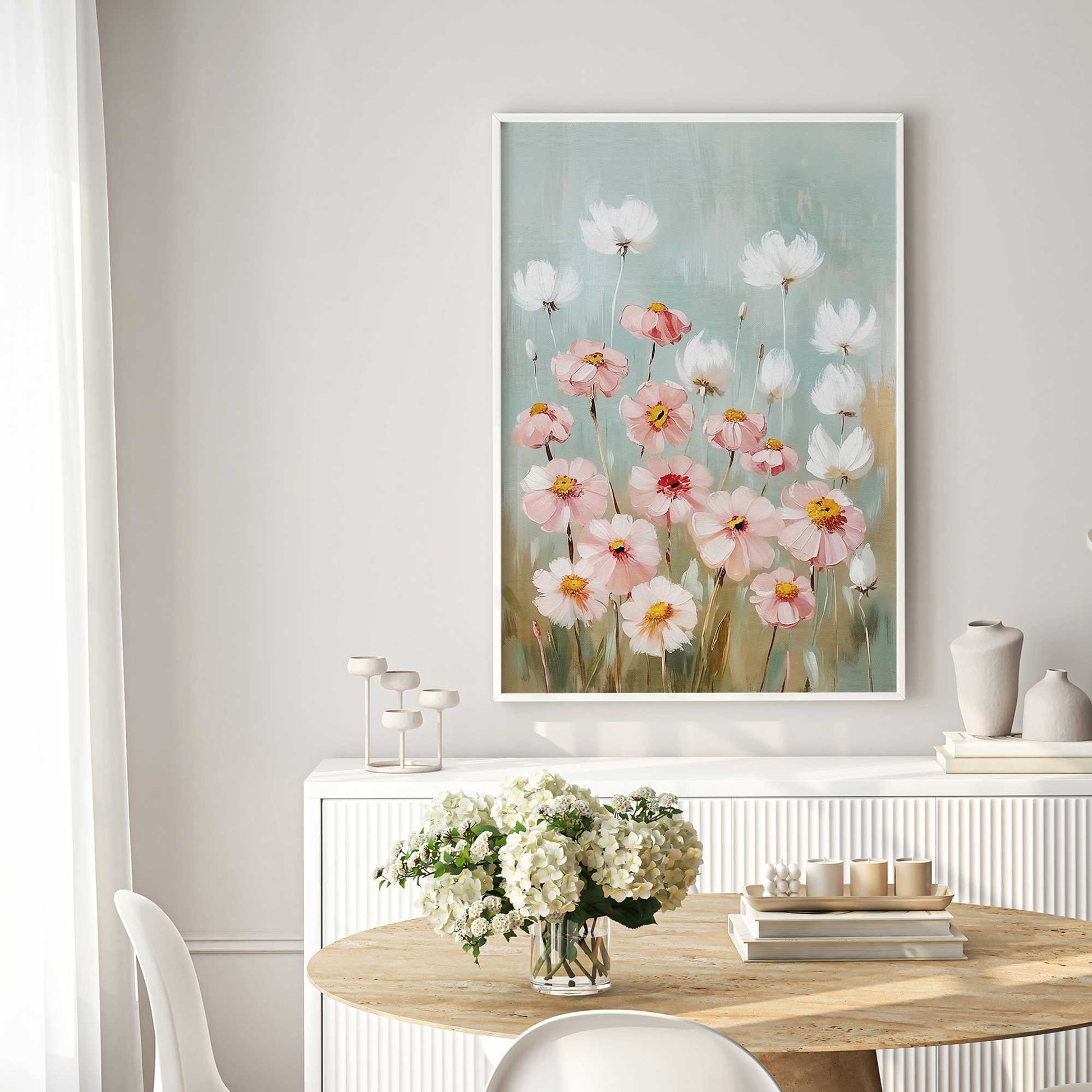 [SPECIAL],[LIFESTYLE], Picture of art hanging in a room