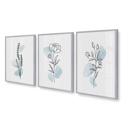 [Color:Polished Chrome], Picture of art in a Polished Chrome frame at an angle