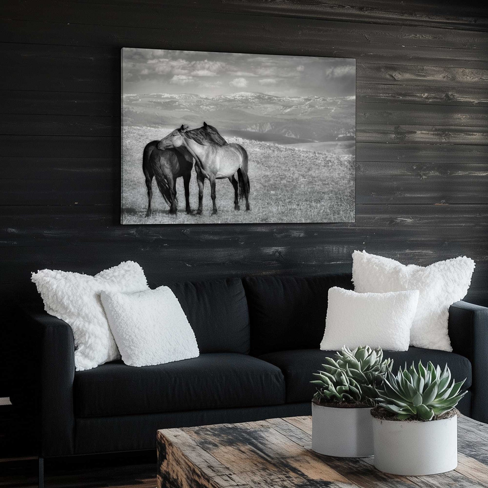 [LIFESTYLE],[SPECIAL],  Picture of art in a room