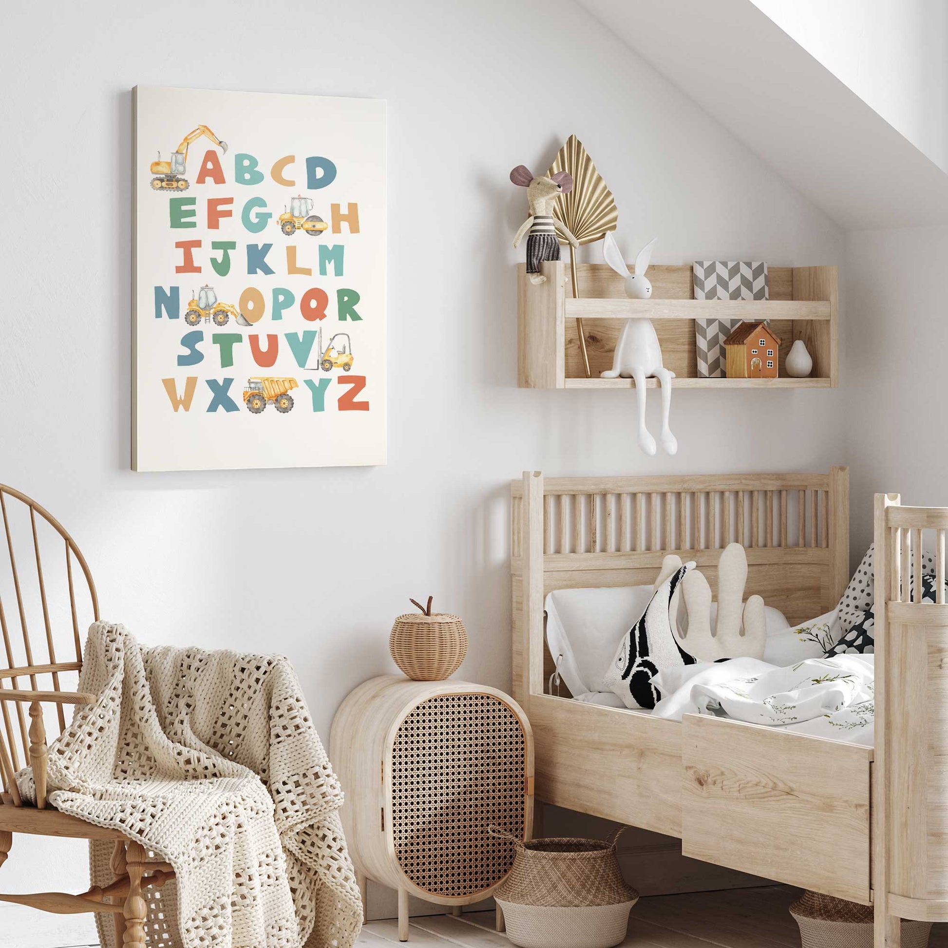 [LIFESTYLE],[SPECIAL],  Picture of art in a room