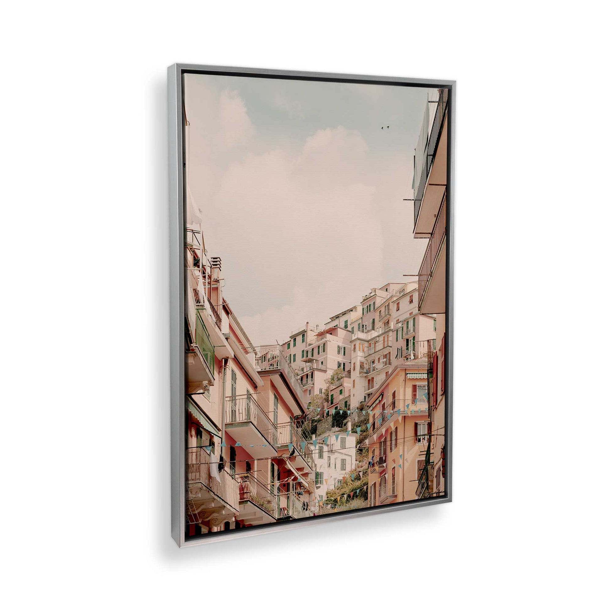 [Color:Polished Chrome], Picture of the corner of the art