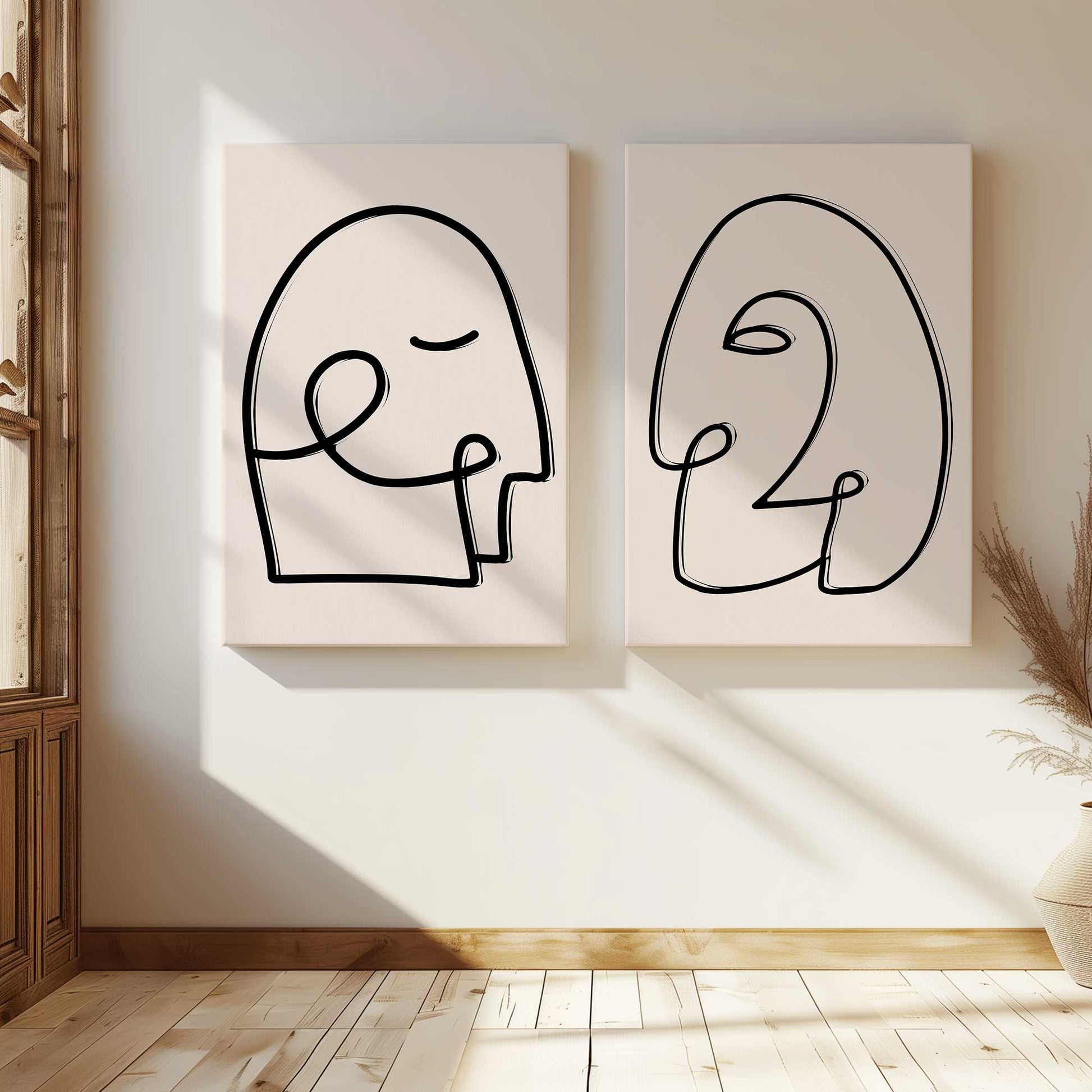 [LIFESTYLE],[SPECIAL],  Picture of art in a room