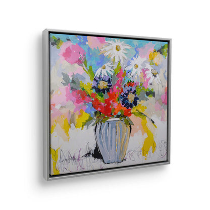 [Color:Polished Chrome], Picture of the corner of the art