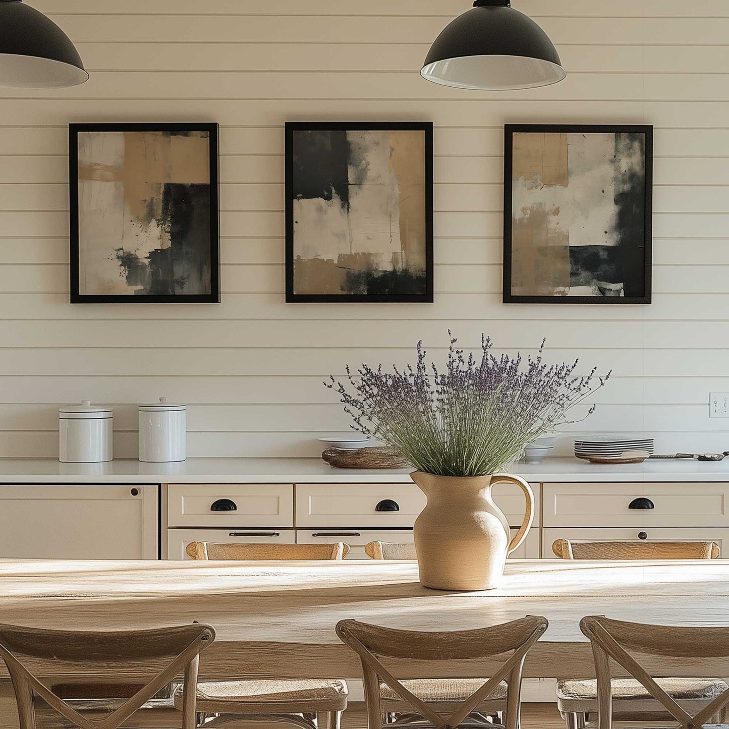 [LIFESTYLE],[SPECIAL],Picture of art in a room