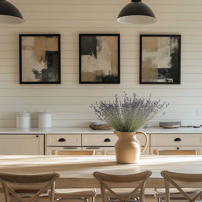 [LIFESTYLE],[SPECIAL],Picture of art in a room