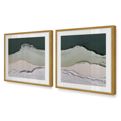 [Color:Polished Gold], Picture of art in a Polished Gold frame of the corner