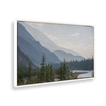 [Color:Opaque White], Picture of the corner of the art