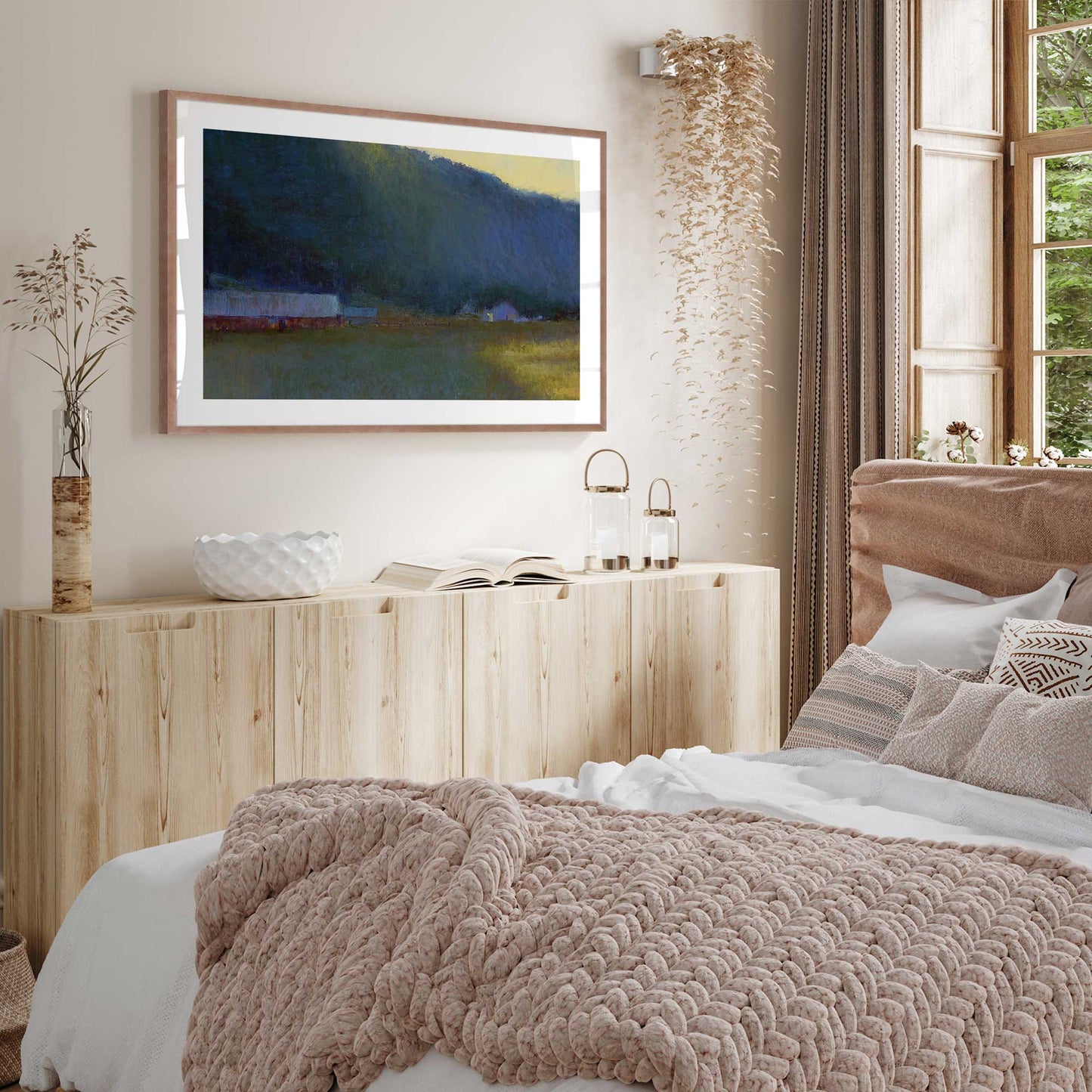 [LIFESTYLE],[SPECIAL],Picture of art in a room