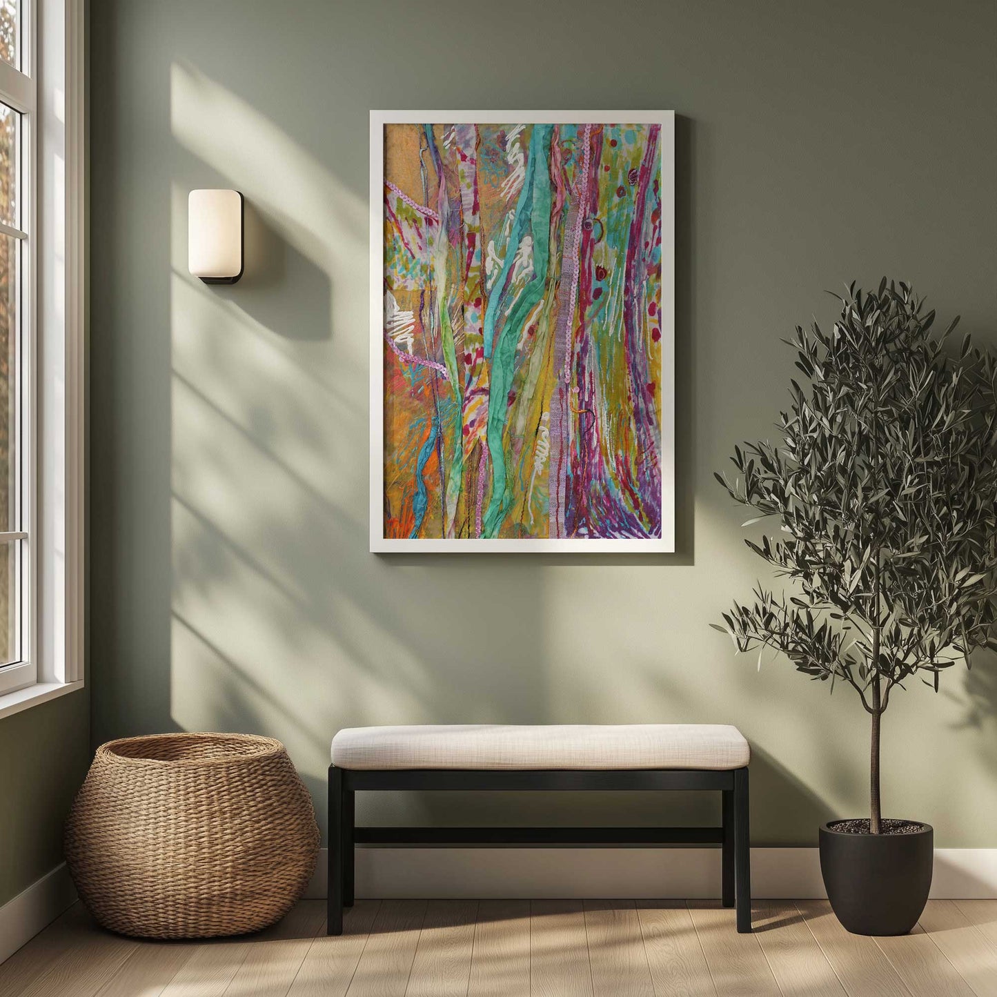 [SPECIAL],[LIFESTYLE], Picture of art hanging in a room