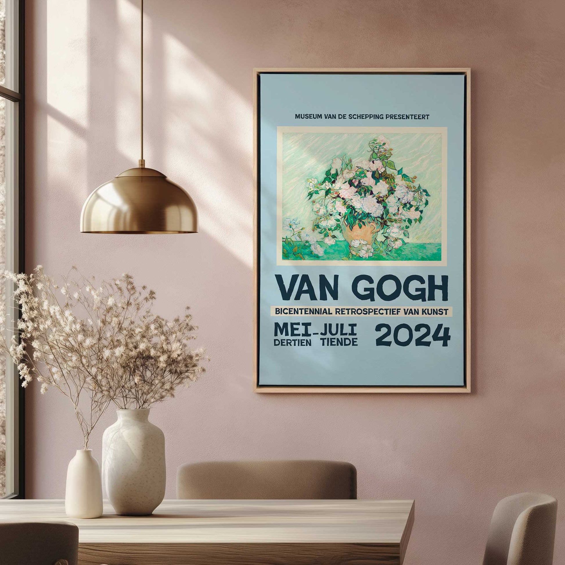 [LIFESTYLE],[SPECIAL],  Picture of art in a roo