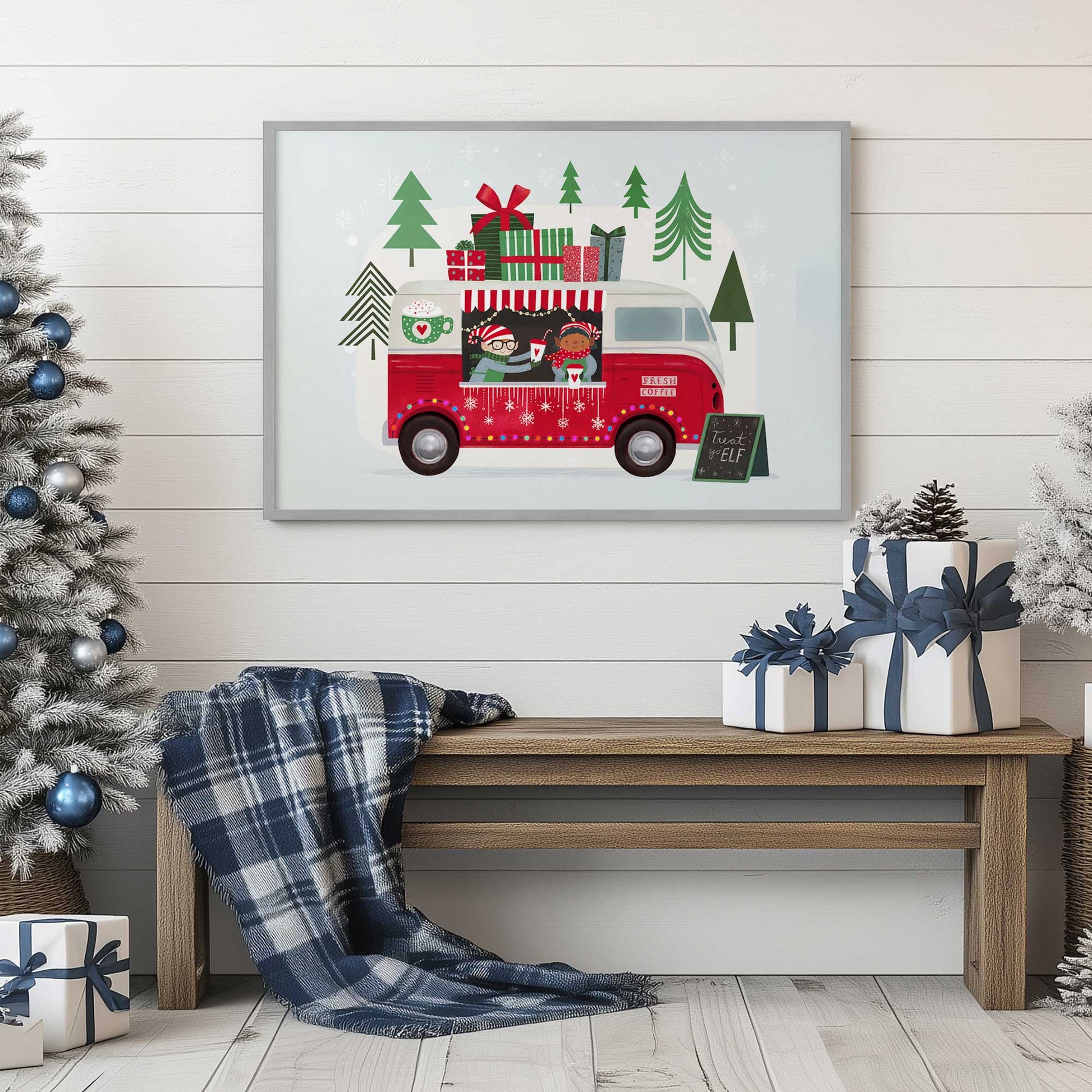 [LIFESTYLE],[SPECIAL],  Picture of art in a roo