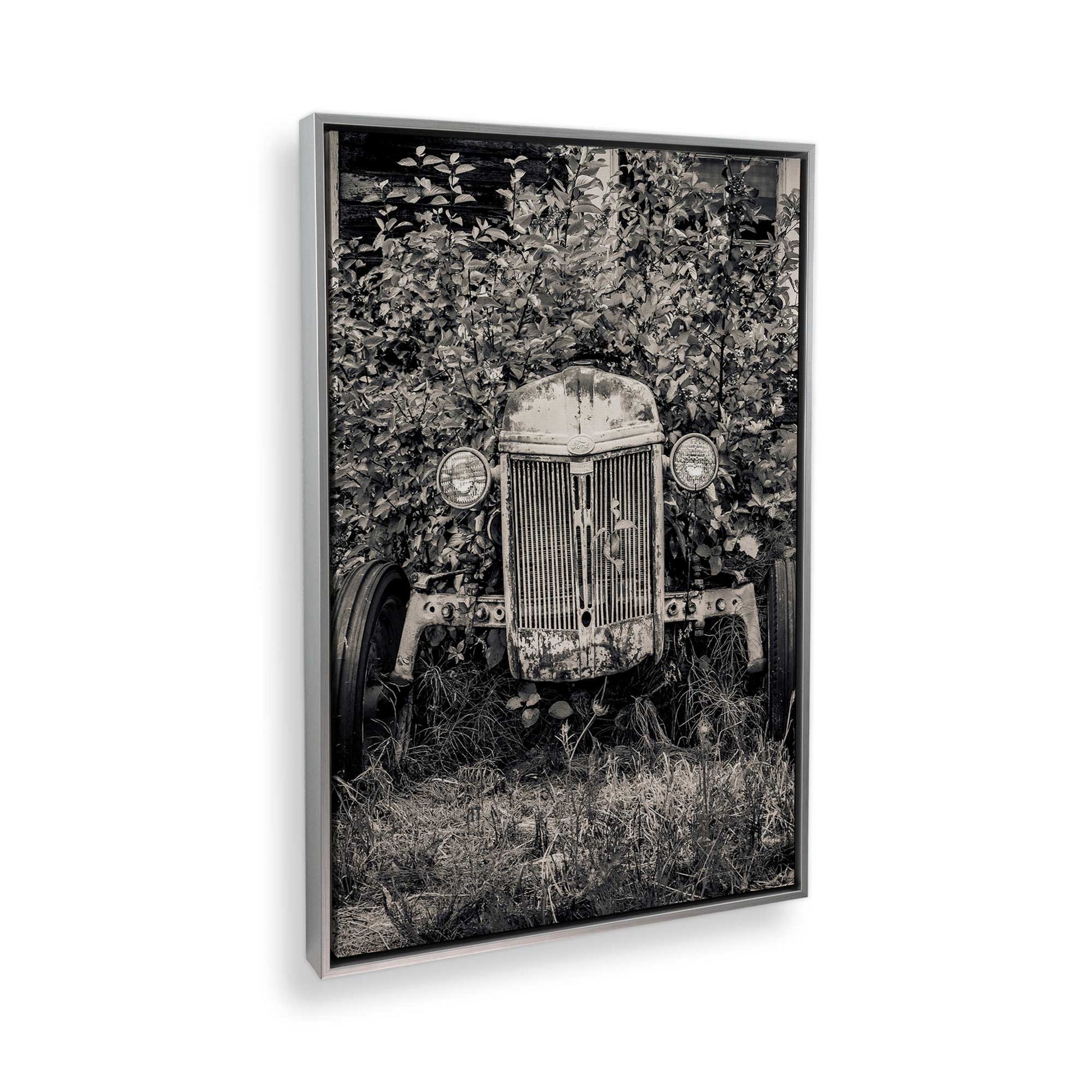 [Color:Polished Chrome], Picture of the corner of the art