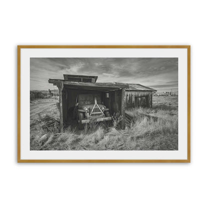 [Color:Polished Gold], Picture of art in a Polished Gold frame