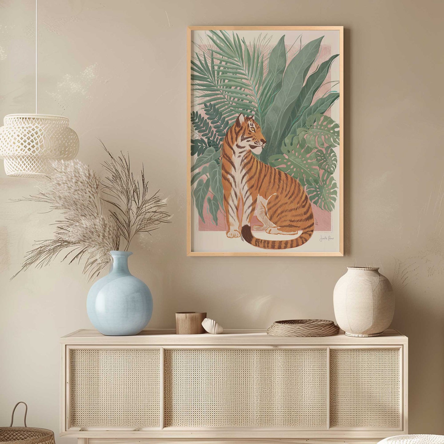 [LIFESTYLE],[SPECIAL],Picture of art in a room