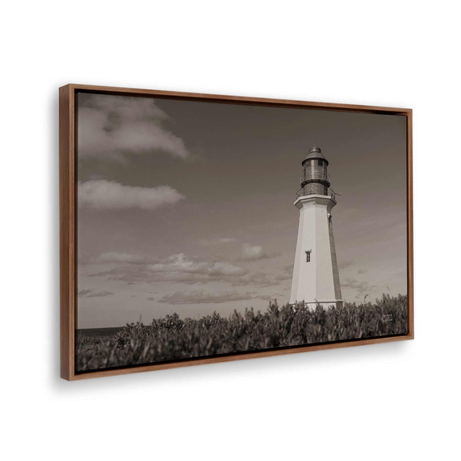 [Color:Walnut], Picture of the corner of the art