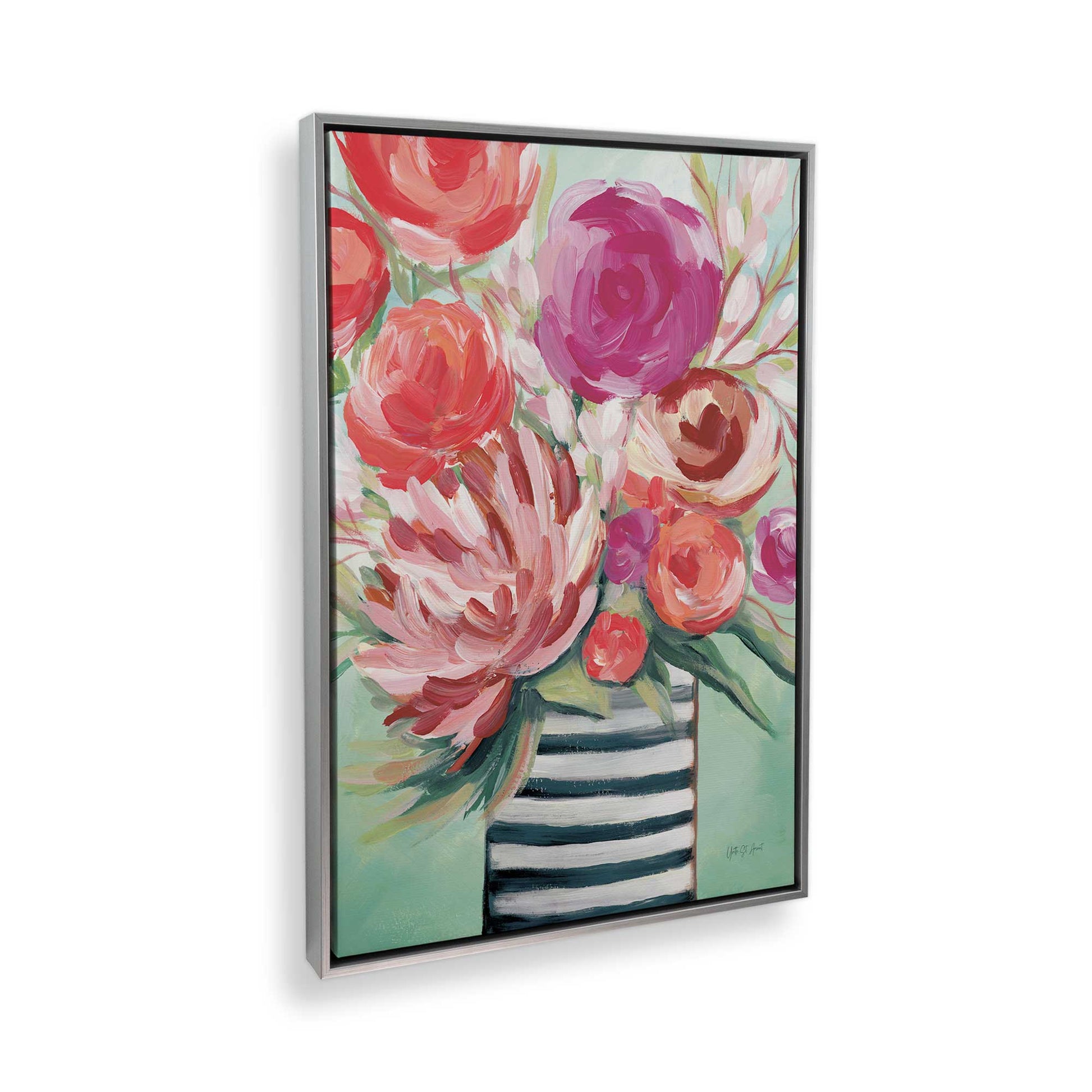 [Color:Polished Chrome], Picture of the corner of the art