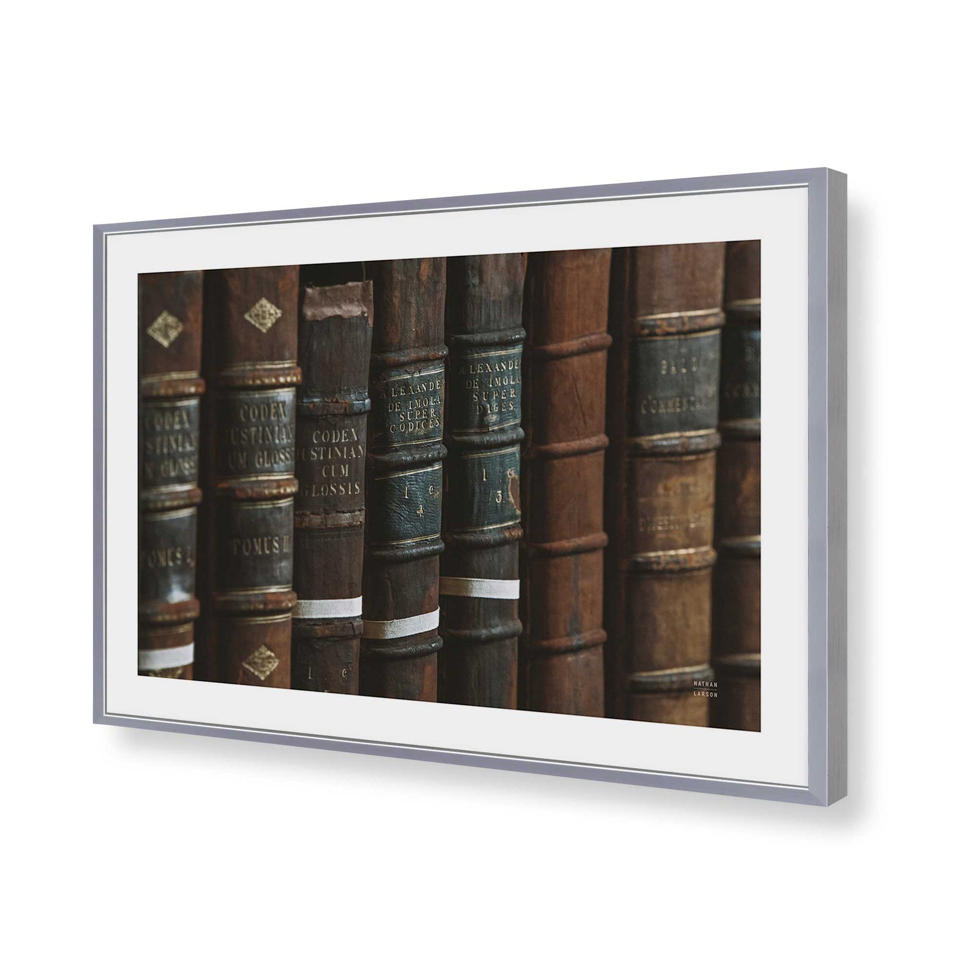 [Color:Polished Chrome], Picture of art in a Polished Chrome frame of the corner