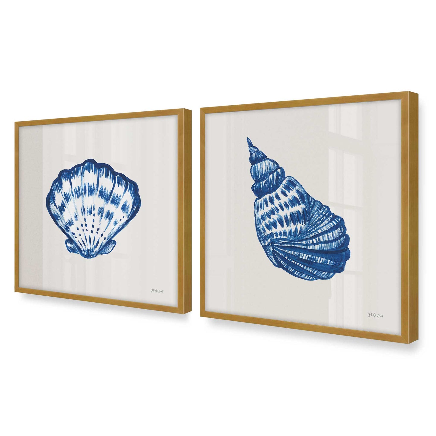 [Color:Polished Gold], Picture of art in a Polished Gold frame of the corner