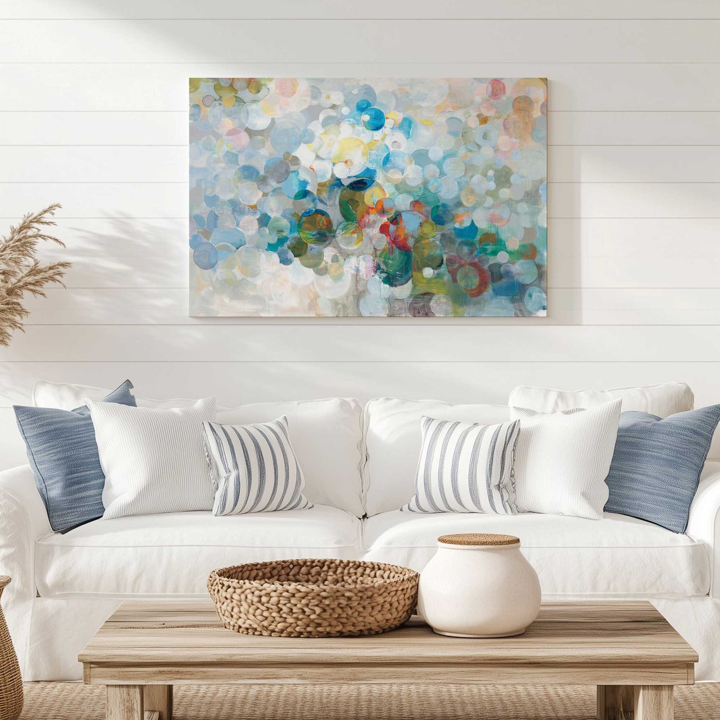 [LIFESTYLE],[SPECIAL],  Picture of art in a room