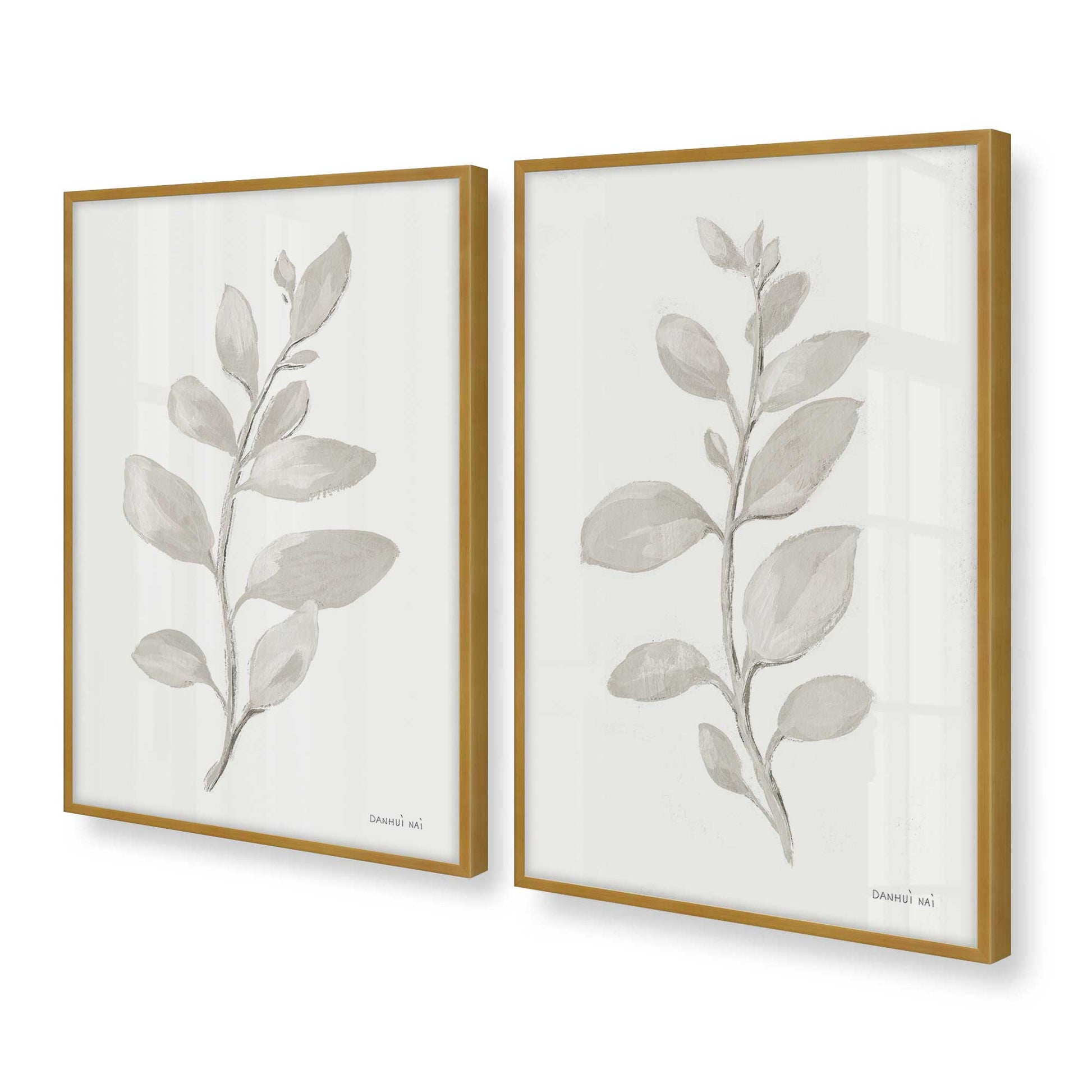 [Color:Polished Gold], Picture of art in a Polished Gold frame at an angle