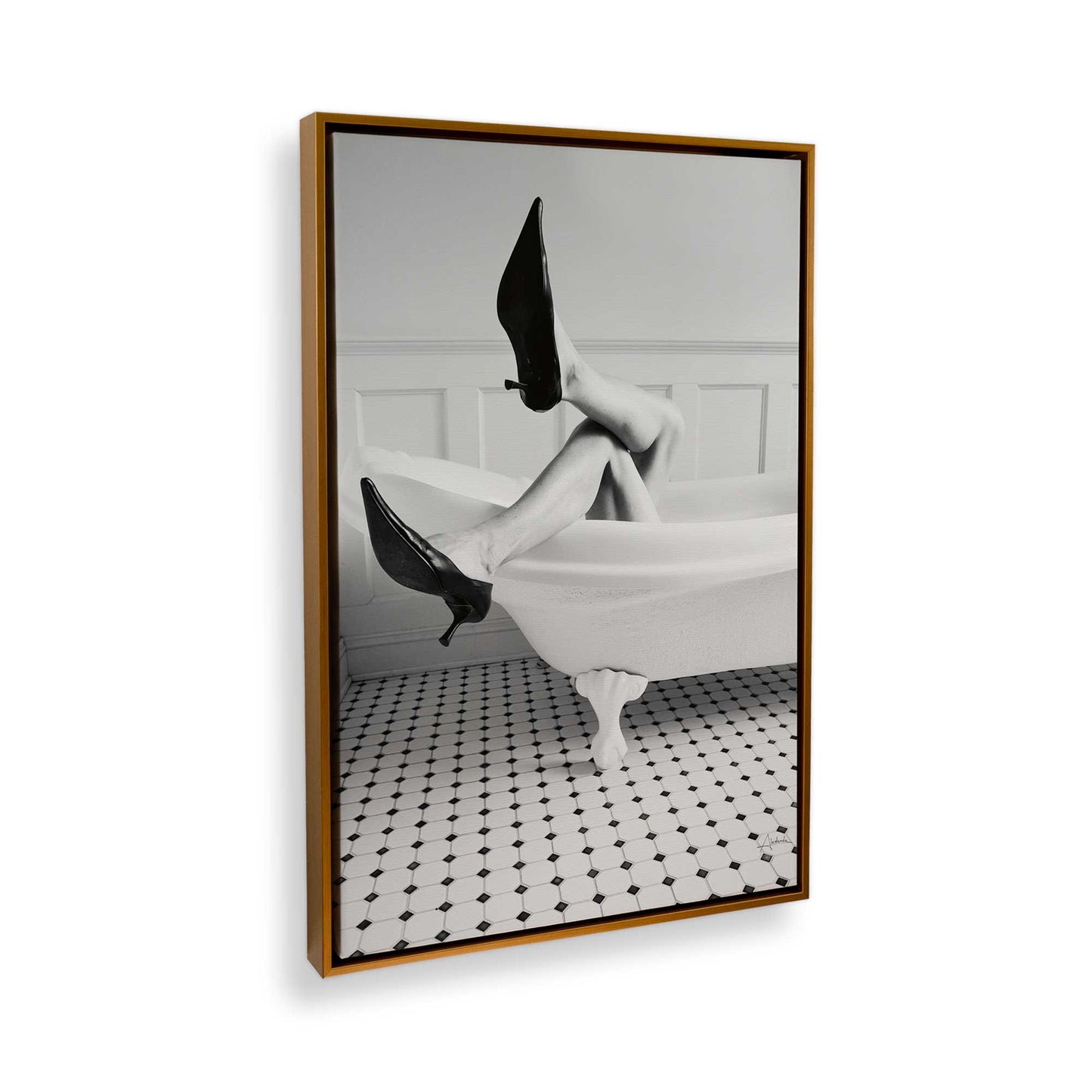 [Color:Polished Gold], Picture of the corner of the art