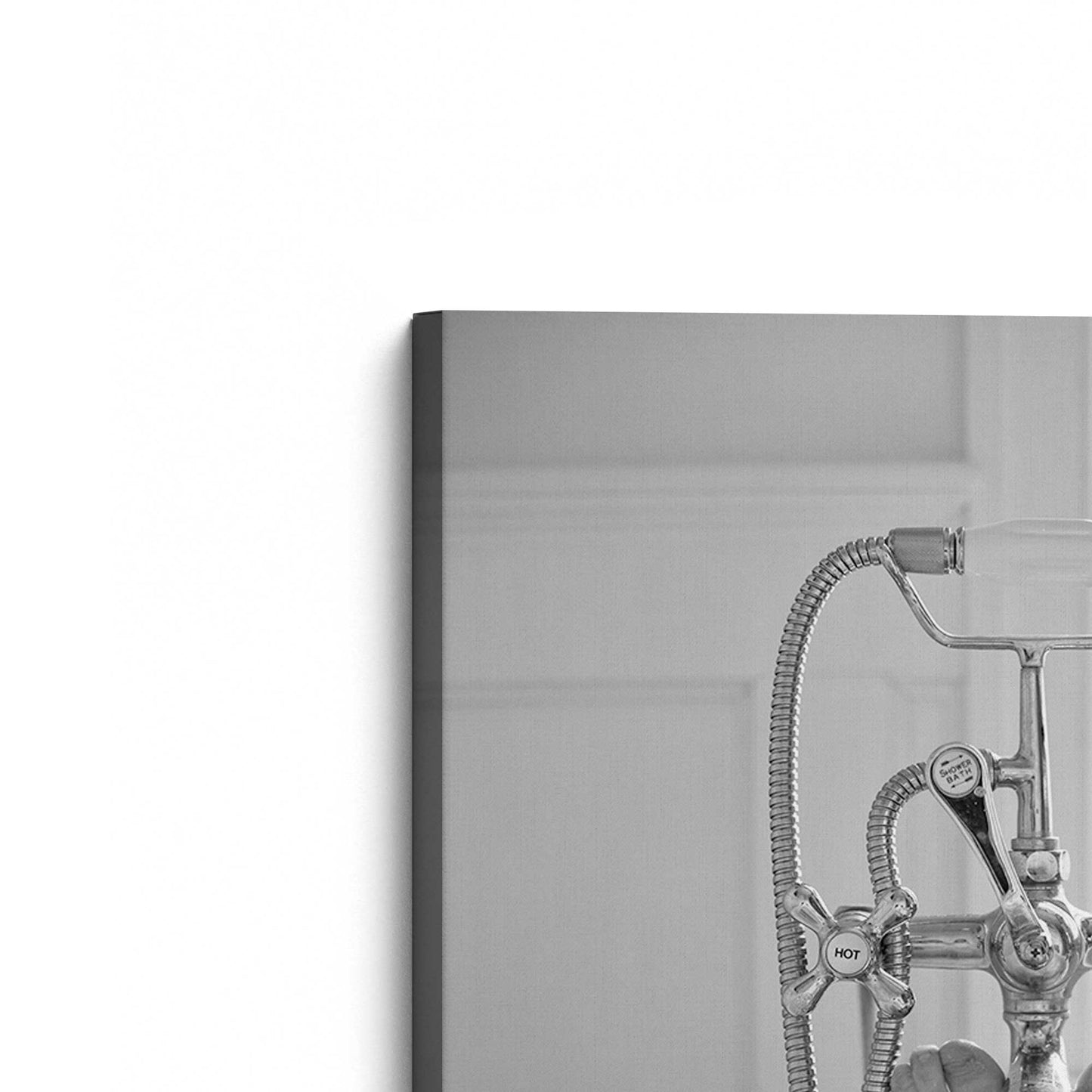 [Color:Stretched Canvas], Picture of the corner of the art