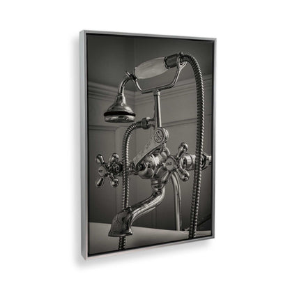 [Color:Polished Chrome], Picture of the corner of the art