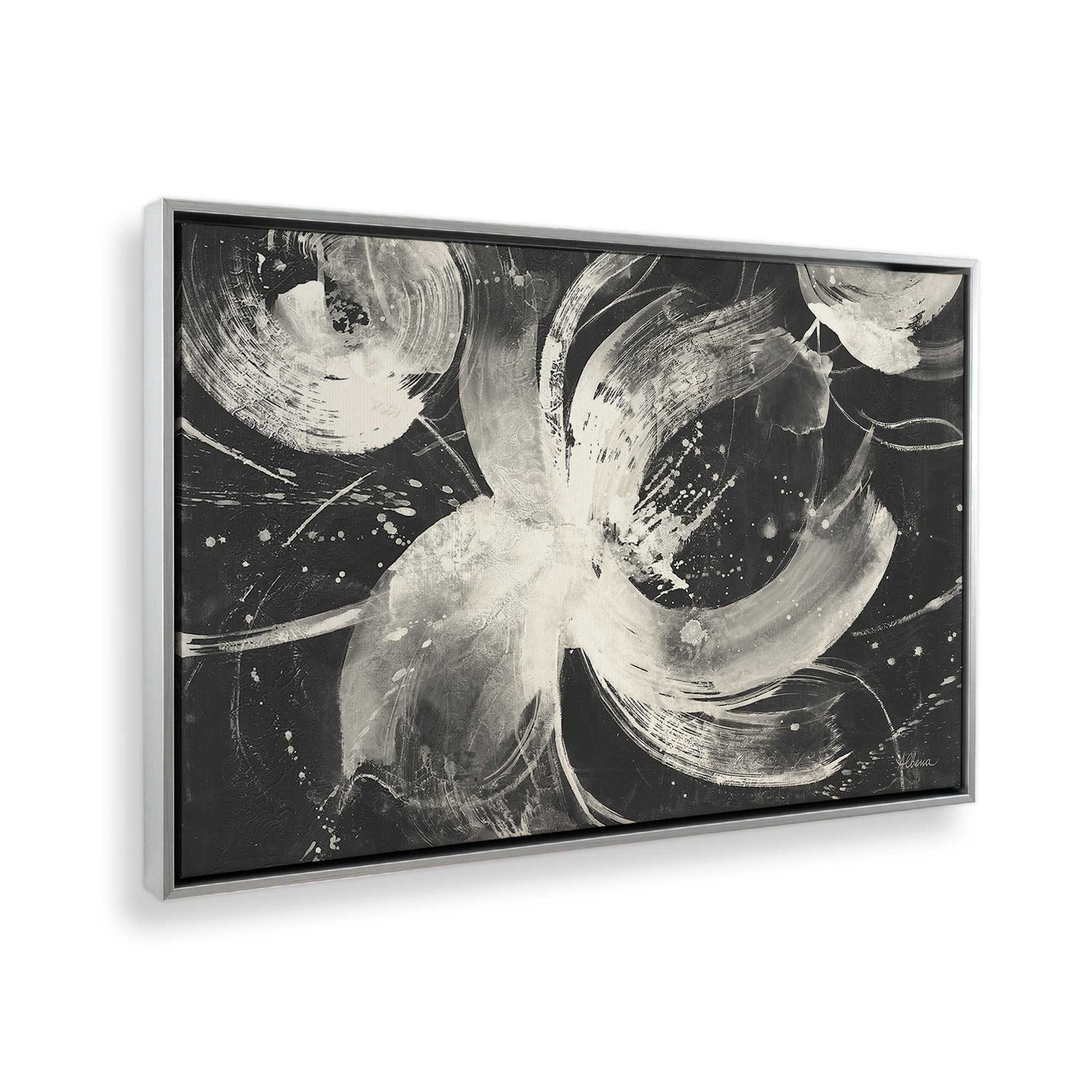 [Color:Polished Chrome], Picture of the corner of the art