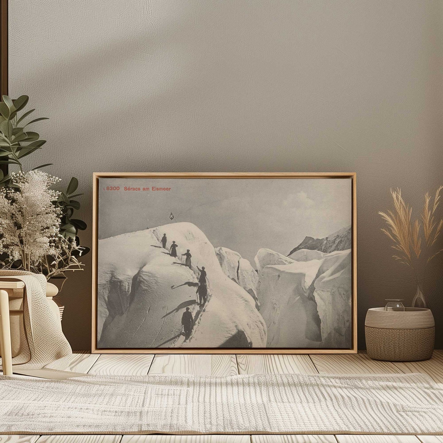 [LIFESTYLE],[SPECIAL], Art in a room