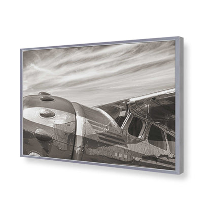 [Color:Polished Chrome], Picture of art in a Polished Chrome frame of the corner