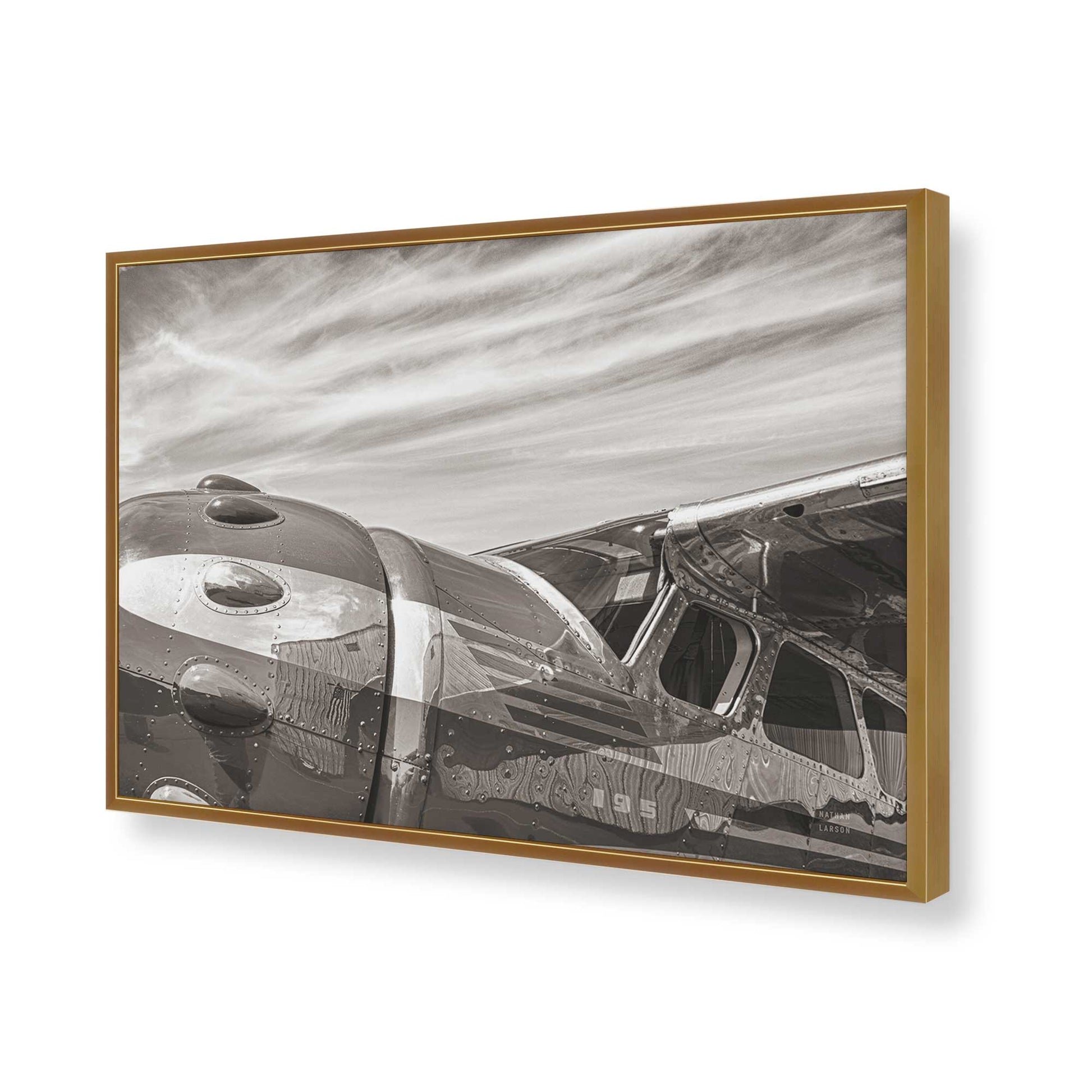 [Color:Polished Gold], Picture of art in a Polished Gold frame of the corner