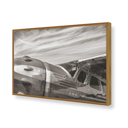 [Color:Polished Gold], Picture of art in a Polished Gold frame of the corner