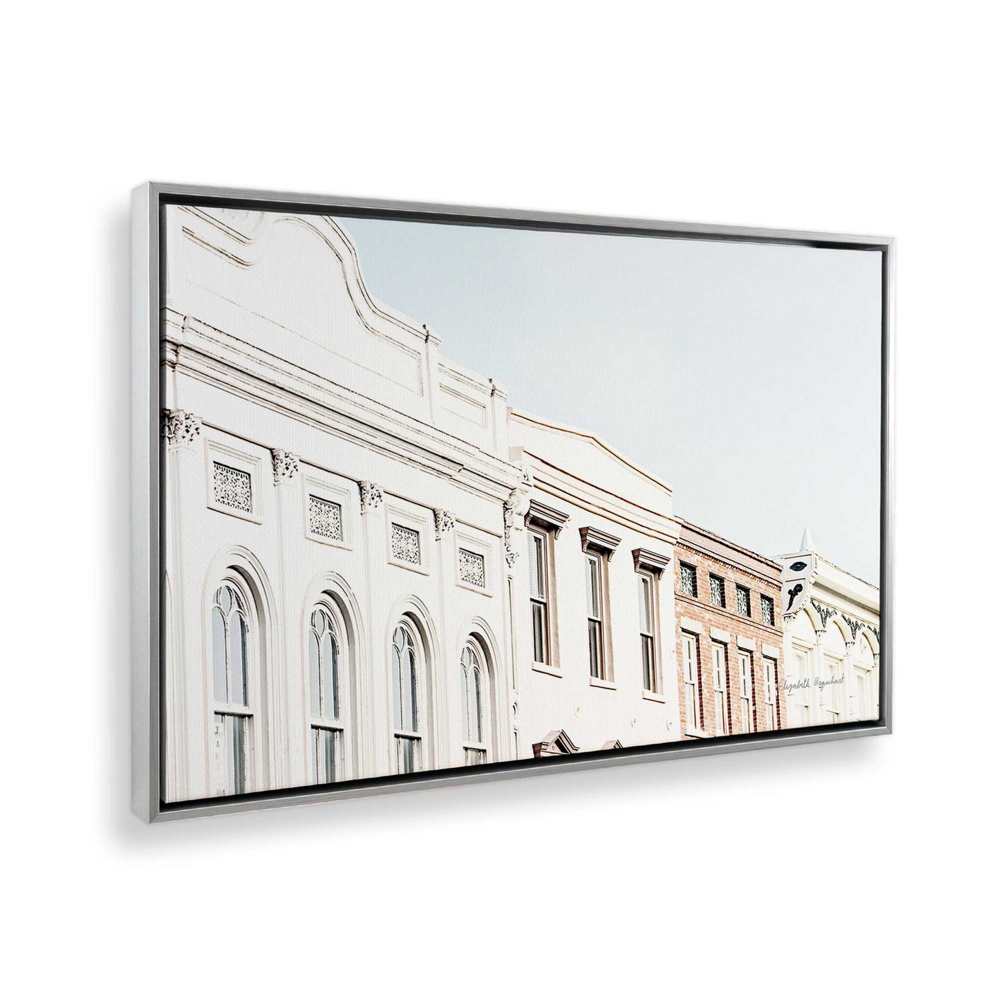 [Color:Polished Chrome], Picture of the corner of the art