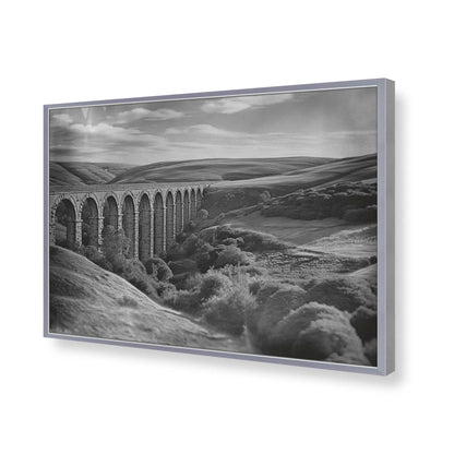 [Color:Polished Chrome], Picture of art in a Polished Chrome frame of the corner