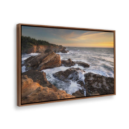 [Color:Walnut], Picture of the corner of the art