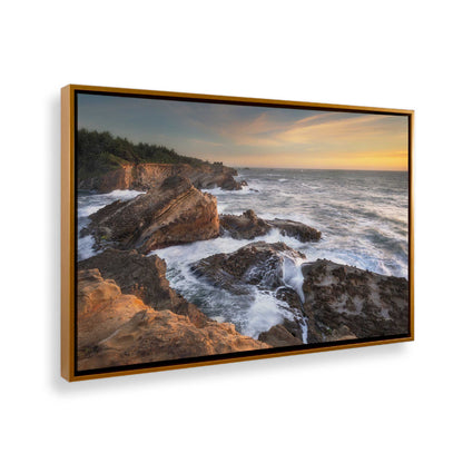 [Color:Polished Gold], Picture of the corner of the art