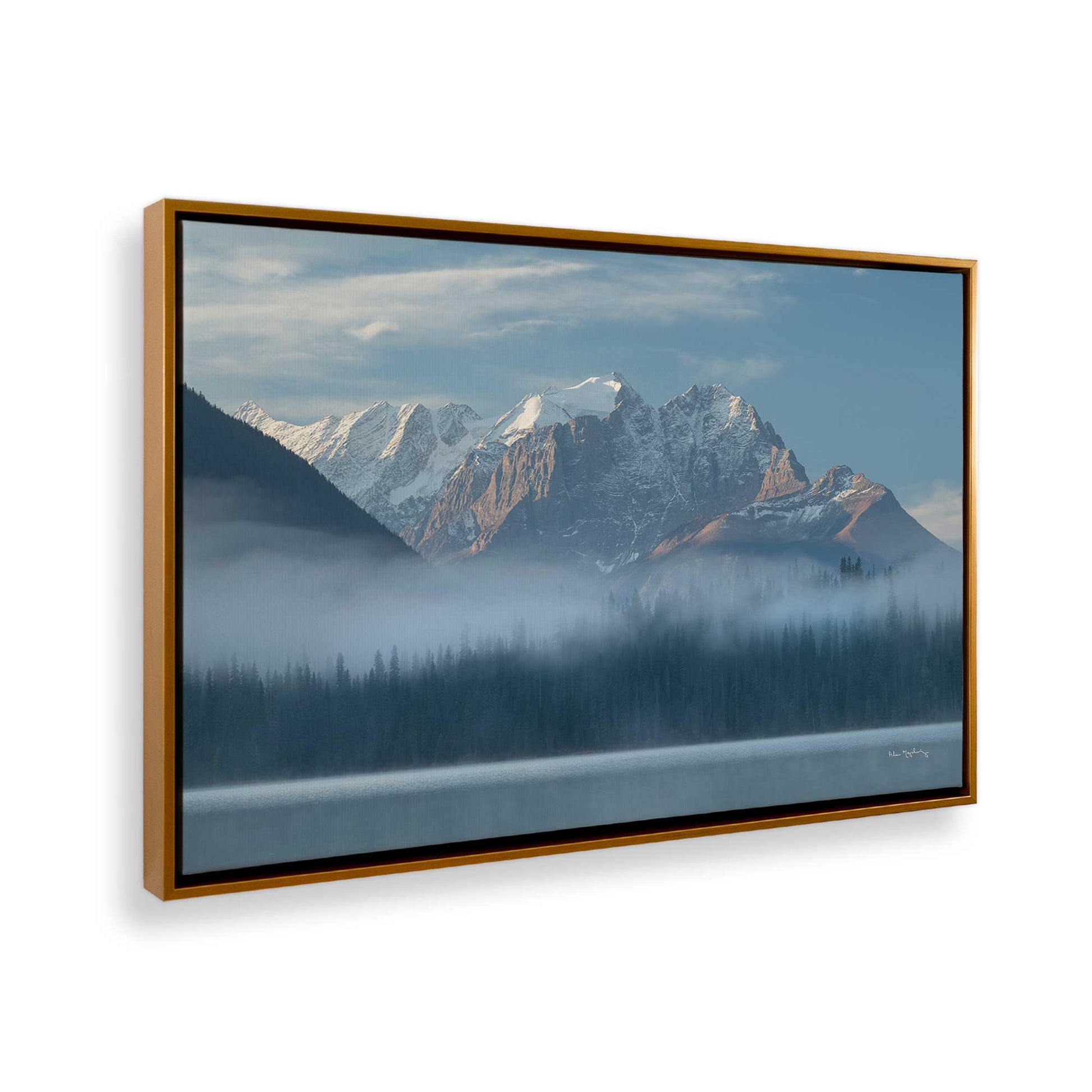 [Color:Polished Gold], Picture of the corner of the art