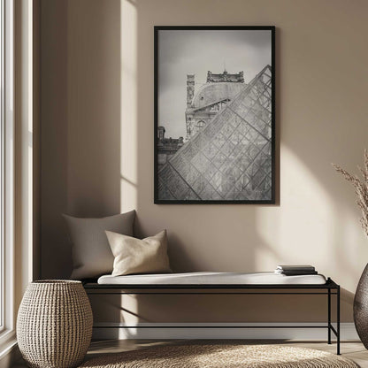 [SPECIAL],[LIFESTYLE], Picture of art hanging in a room