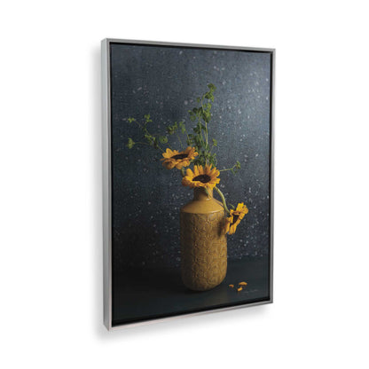 [Color:Polished Chrome], Picture of the corner of the art