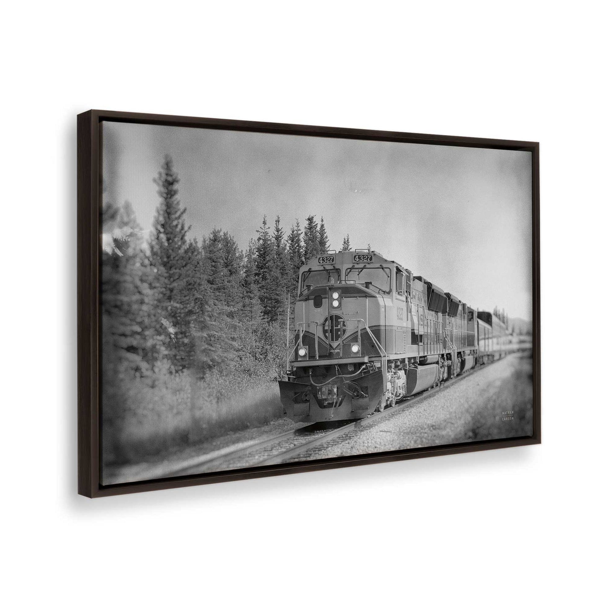 [Color:Espresso], Picture of the corner of the art