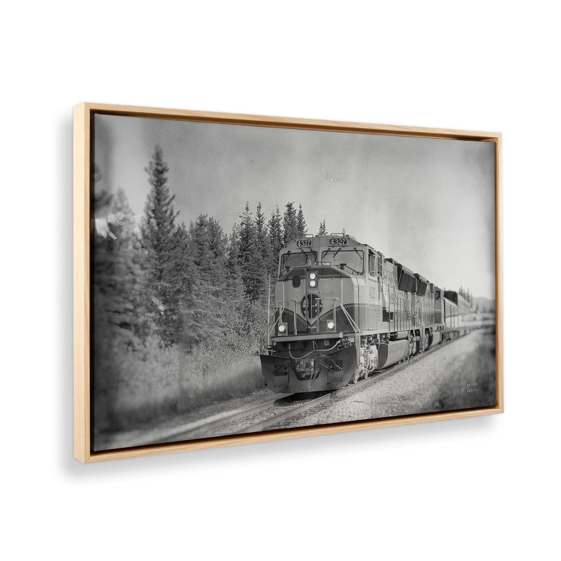 [Color:American Maple], Picture of the corner of the art