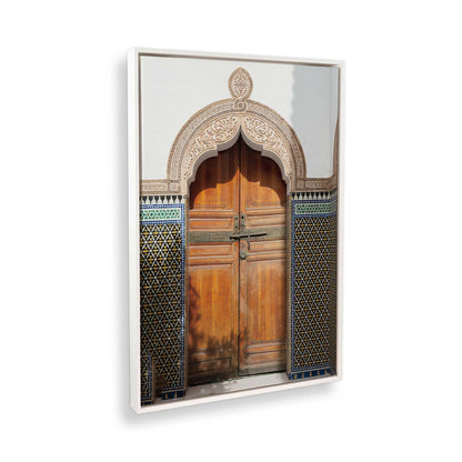 [Color:Opaque White], Picture of the corner of the art