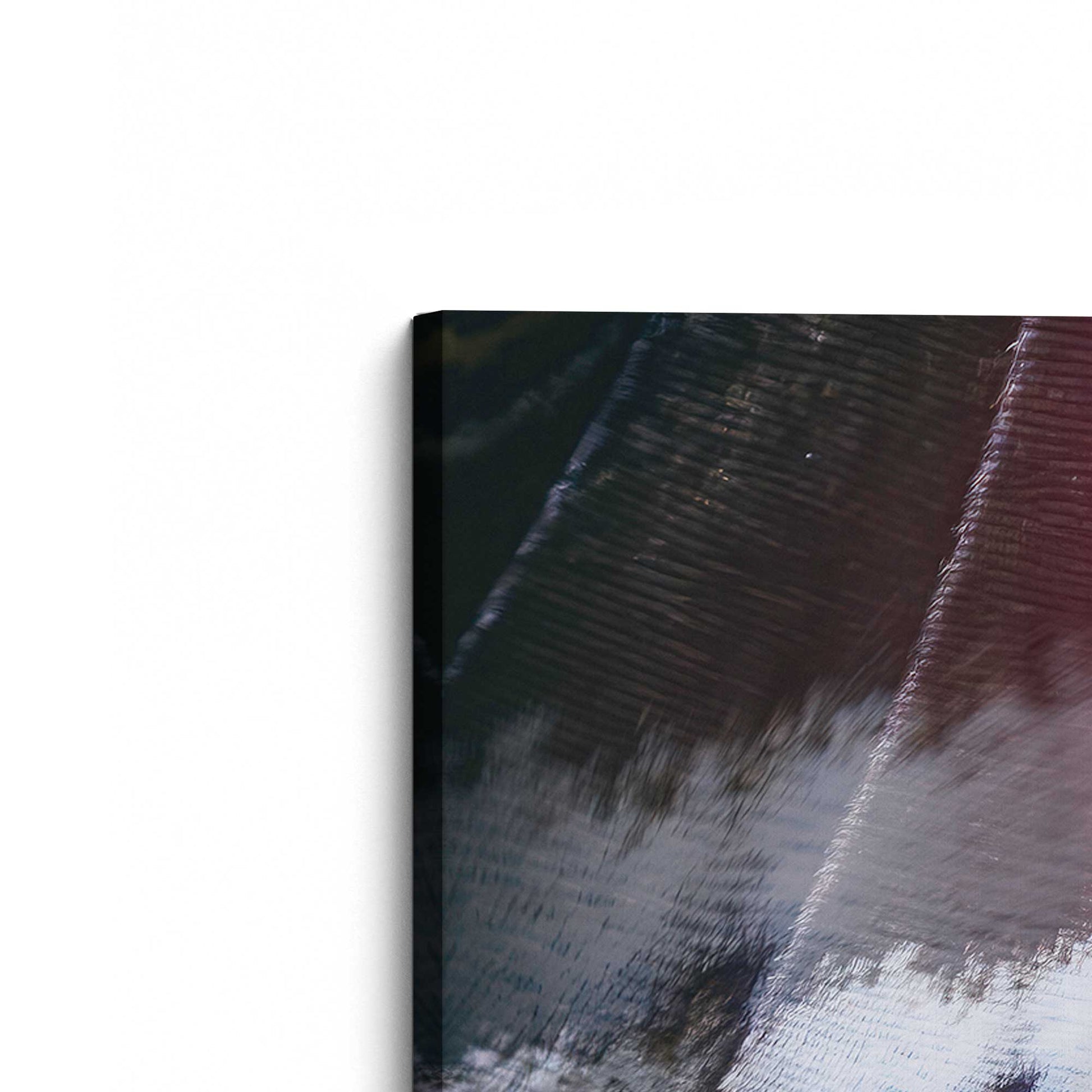 [Color:Stretched Canvas], Picture of the corner of the art