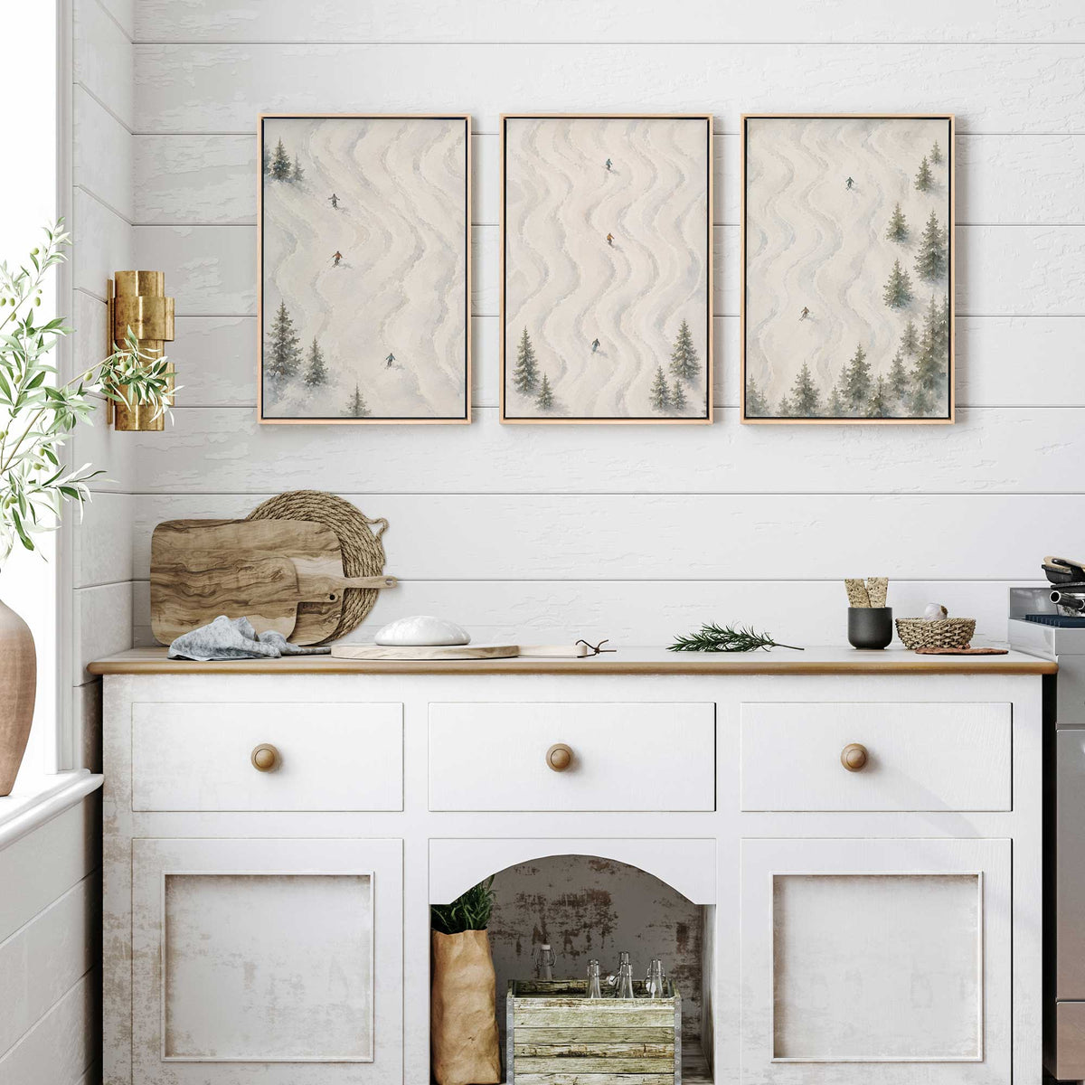[Color:Polished Gold], Picture of art in a Polished Gold frame