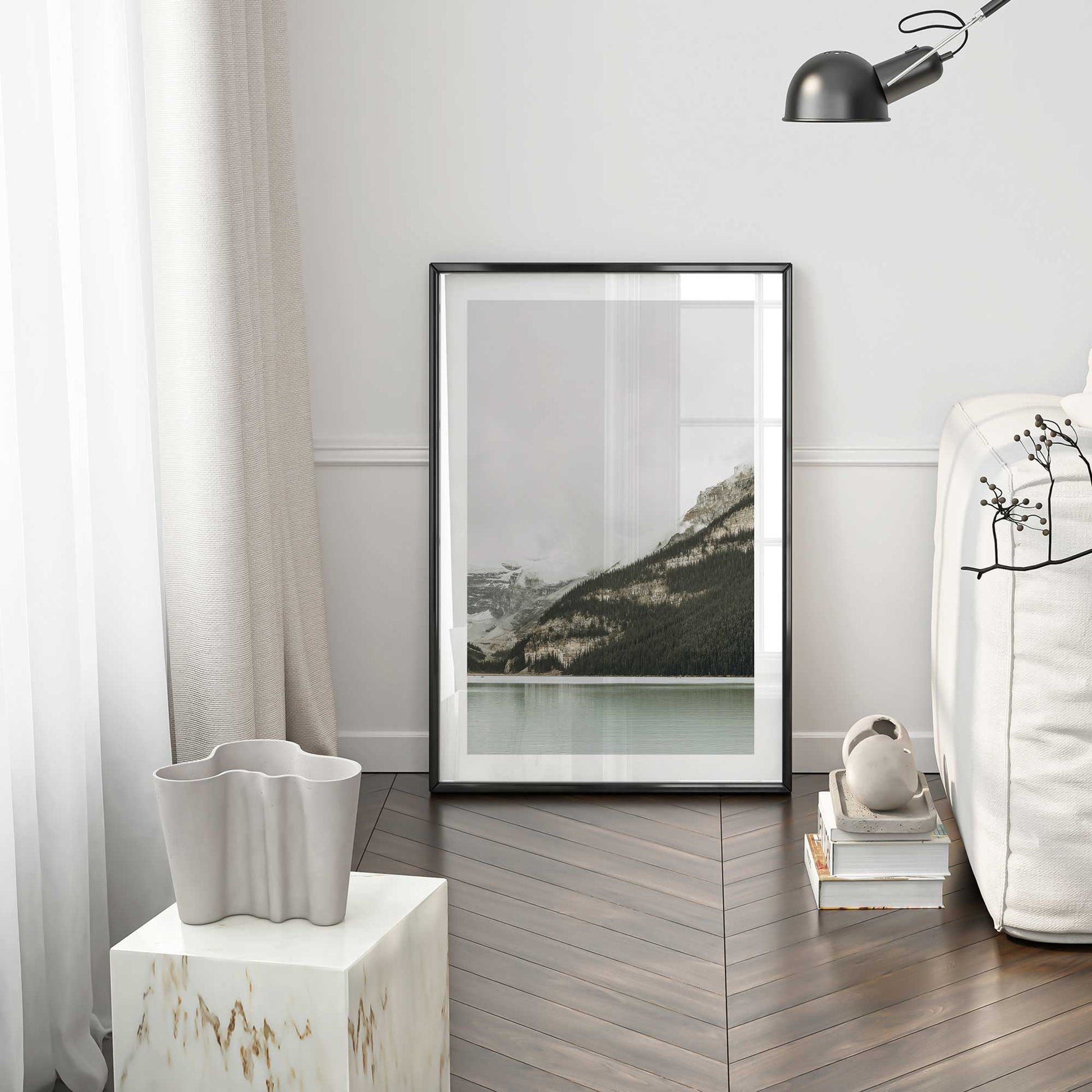 [LIFESTYLE],[SPECIAL],Picture of art in a room