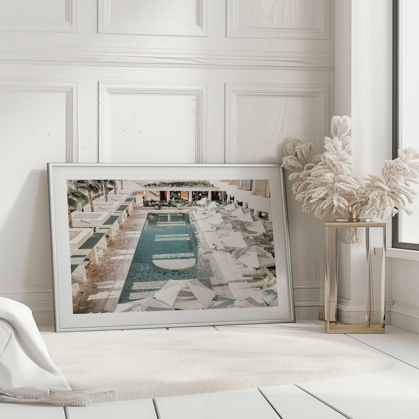 [LIFESTYLE],[SPECIAL],Picture of art in a room
