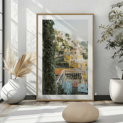 [LIFESTYLE],[SPECIAL],Picture of art in a room