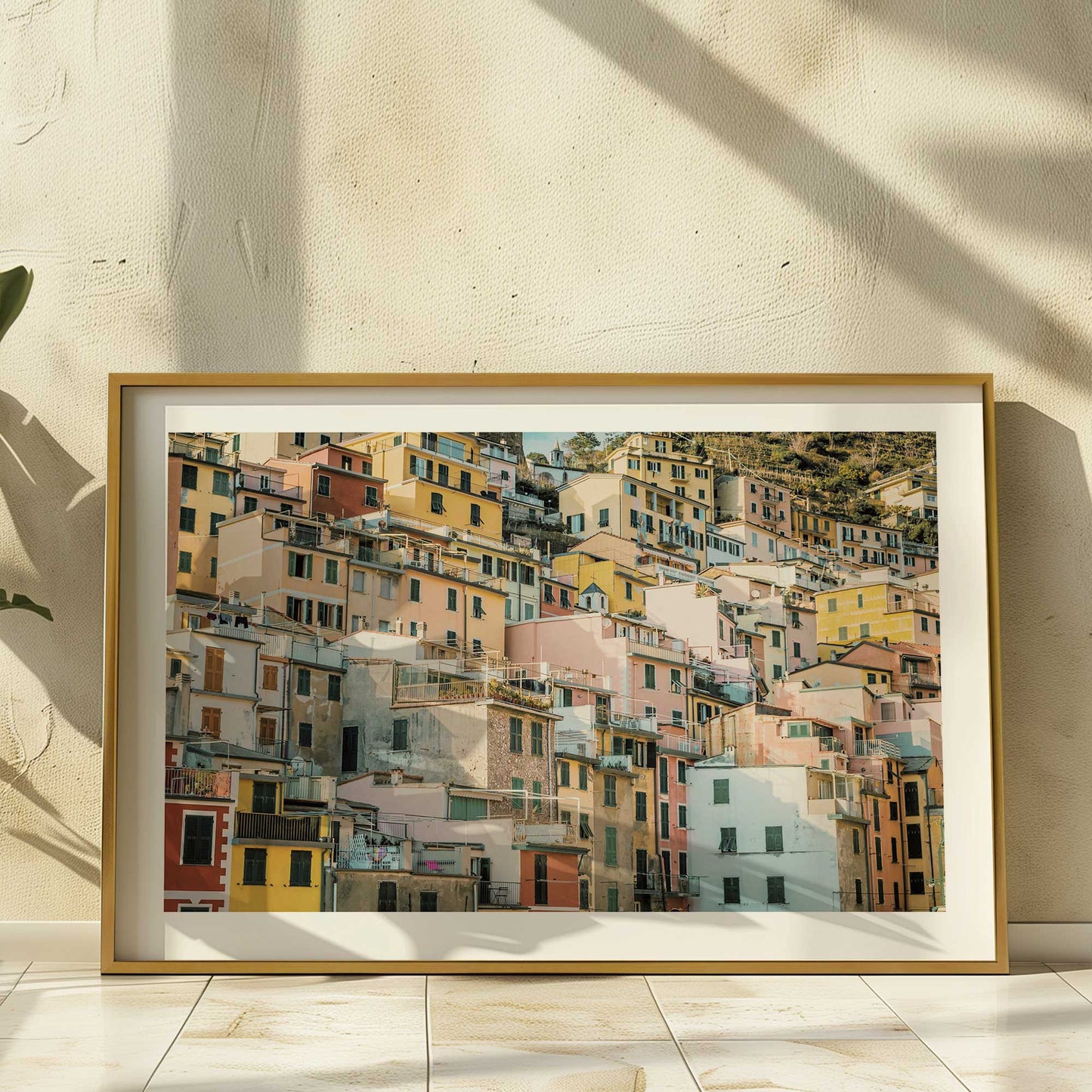 [LIFESTYLE],[SPECIAL],Picture of art in a room
