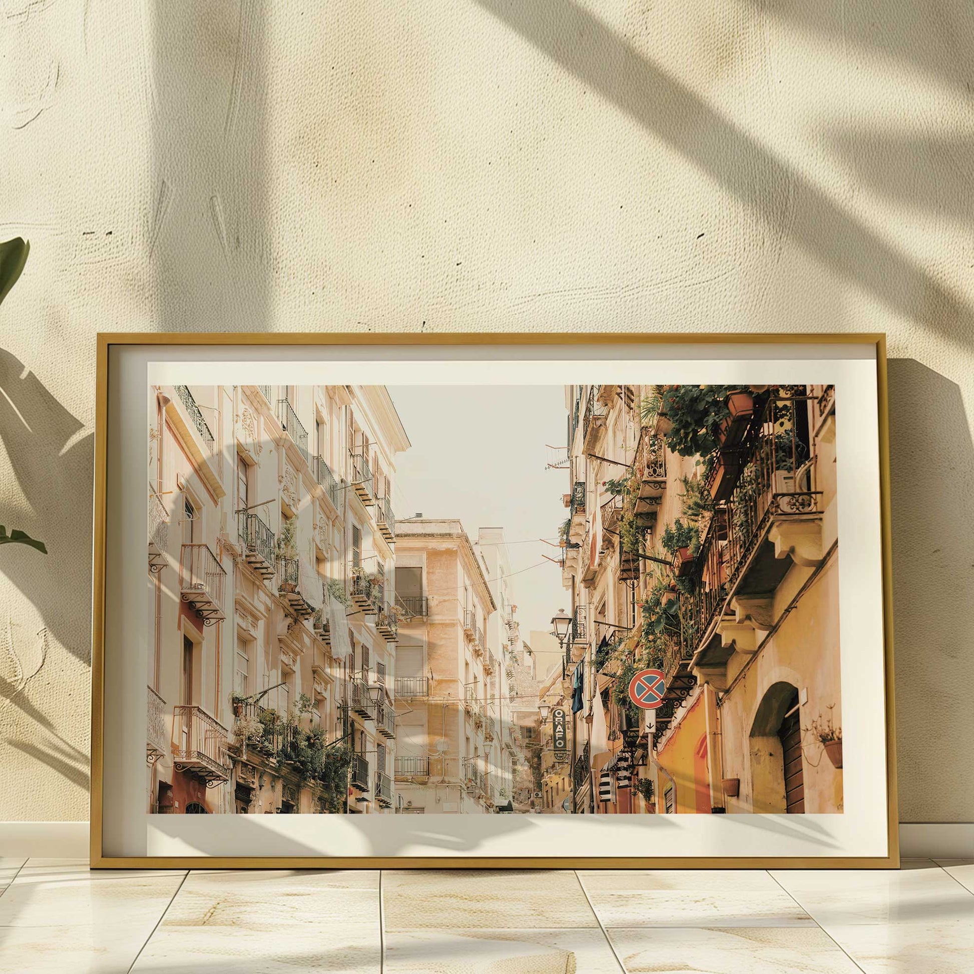 [LIFESTYLE],[SPECIAL],Picture of art in a room