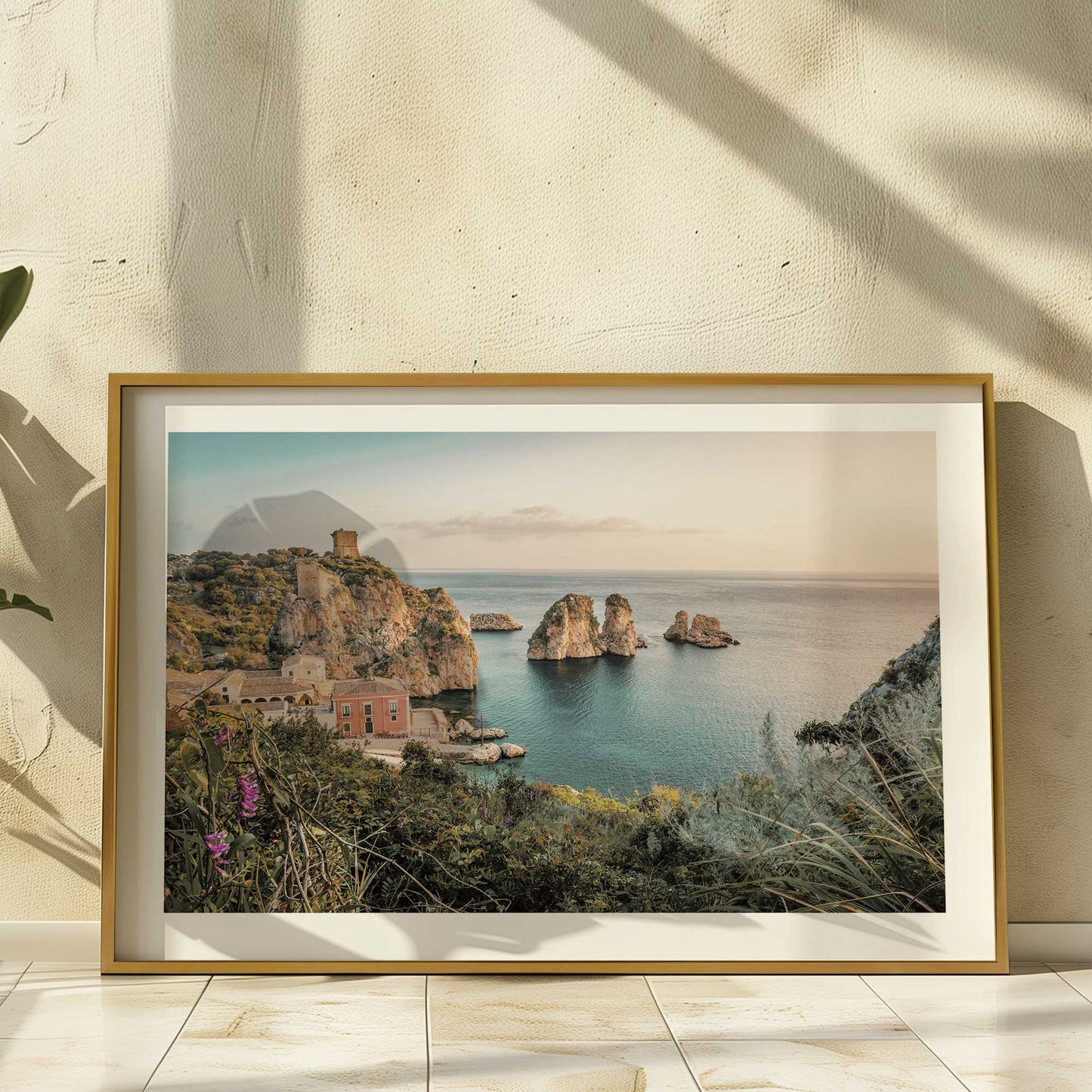 [LIFESTYLE],[SPECIAL],Picture of art in a room